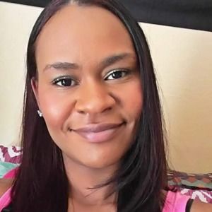 Meet your Posher, Adrianna